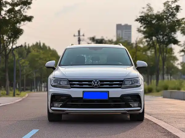 Volkswagen Tiguan L 2021