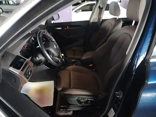 BMW X1 2020