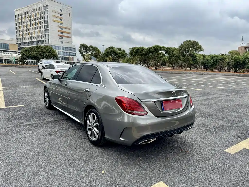 Mercedes-Benz C-Class 2018