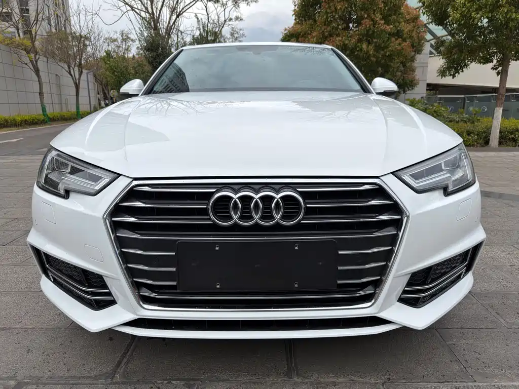 Audi A4L 2019 — фото 12