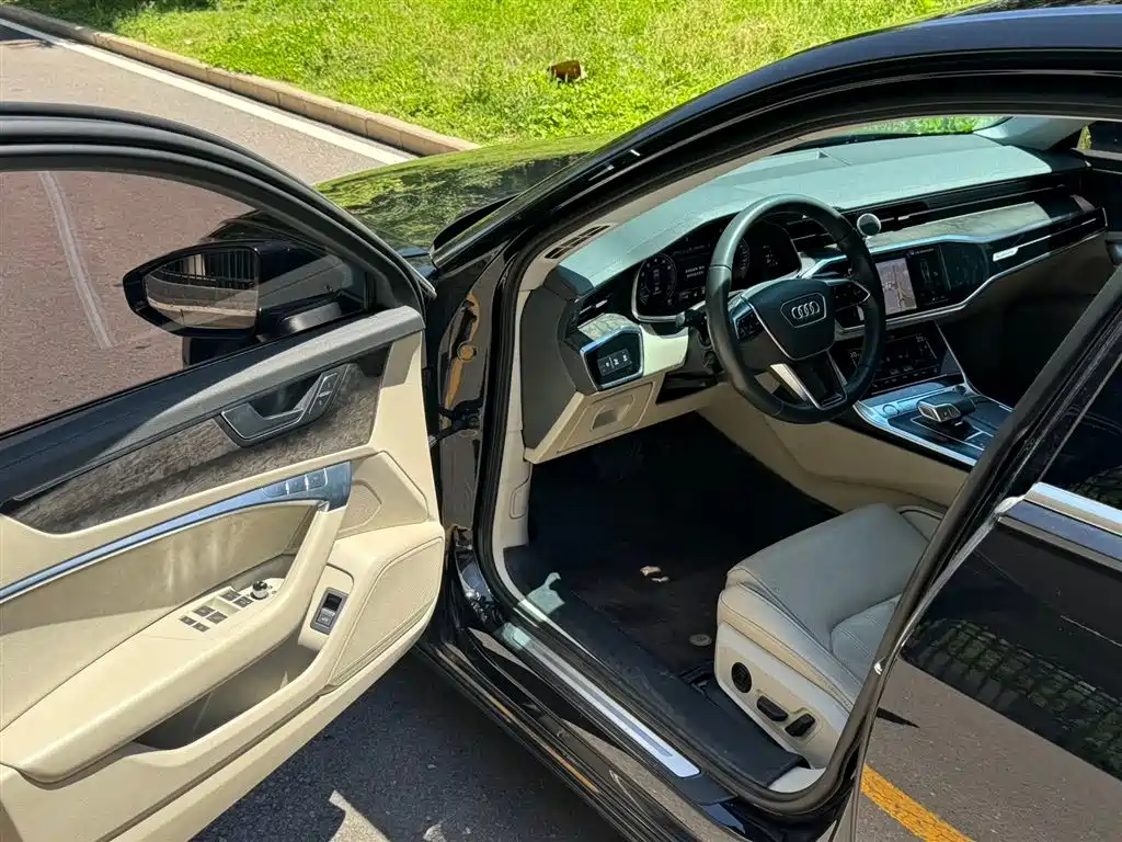 Audi A6L 2020
