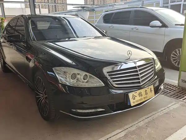 Mercedes-Benz S-Class 2008