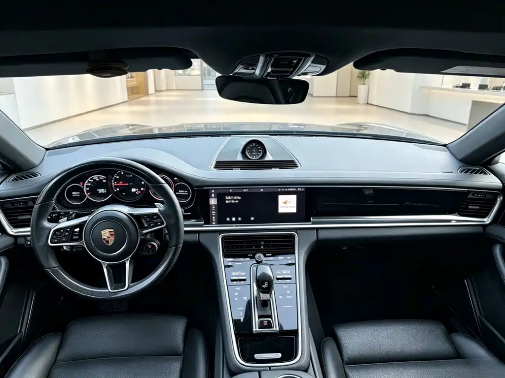 Porsche Panamera 2018 — фото 5