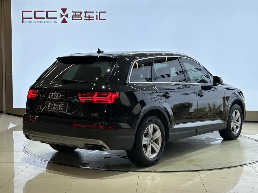 Audi Q7 2016 — фото 4