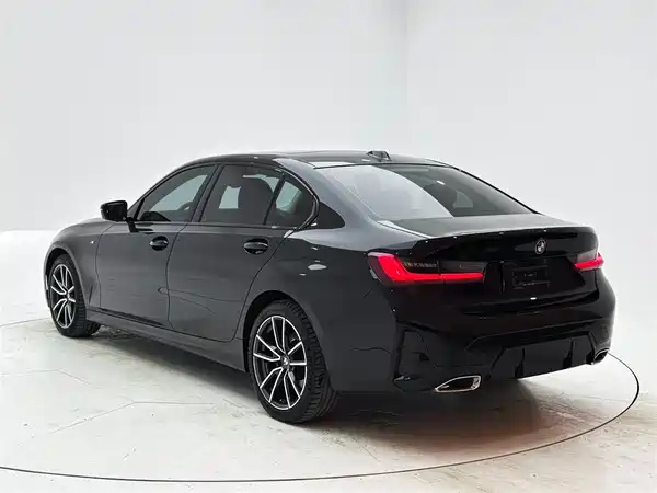 BMW 3 Series 2023