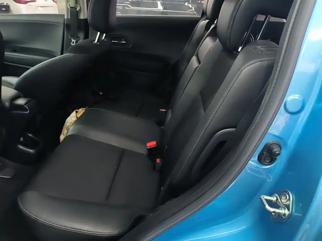 Honda Vezel 2020 — фото 17
