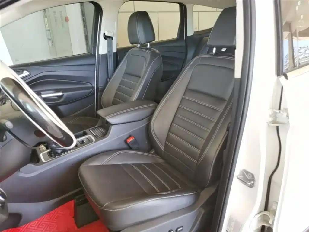 Ford Kuga 2019 — фото 15
