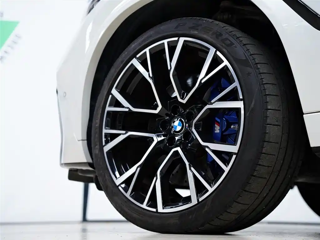 BMW X6 M 2022 — фото 54