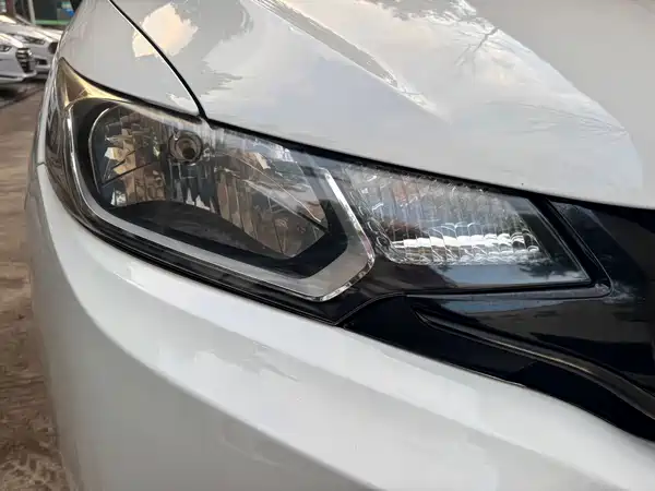 Honda Fit 2015