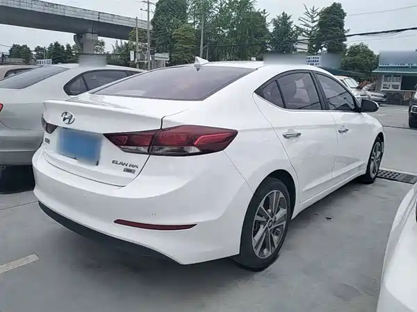 Hyundai Celesta 2016