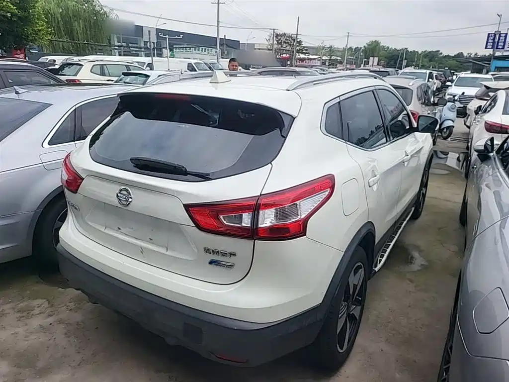 Nissan Qashqai 2016 — фото 7