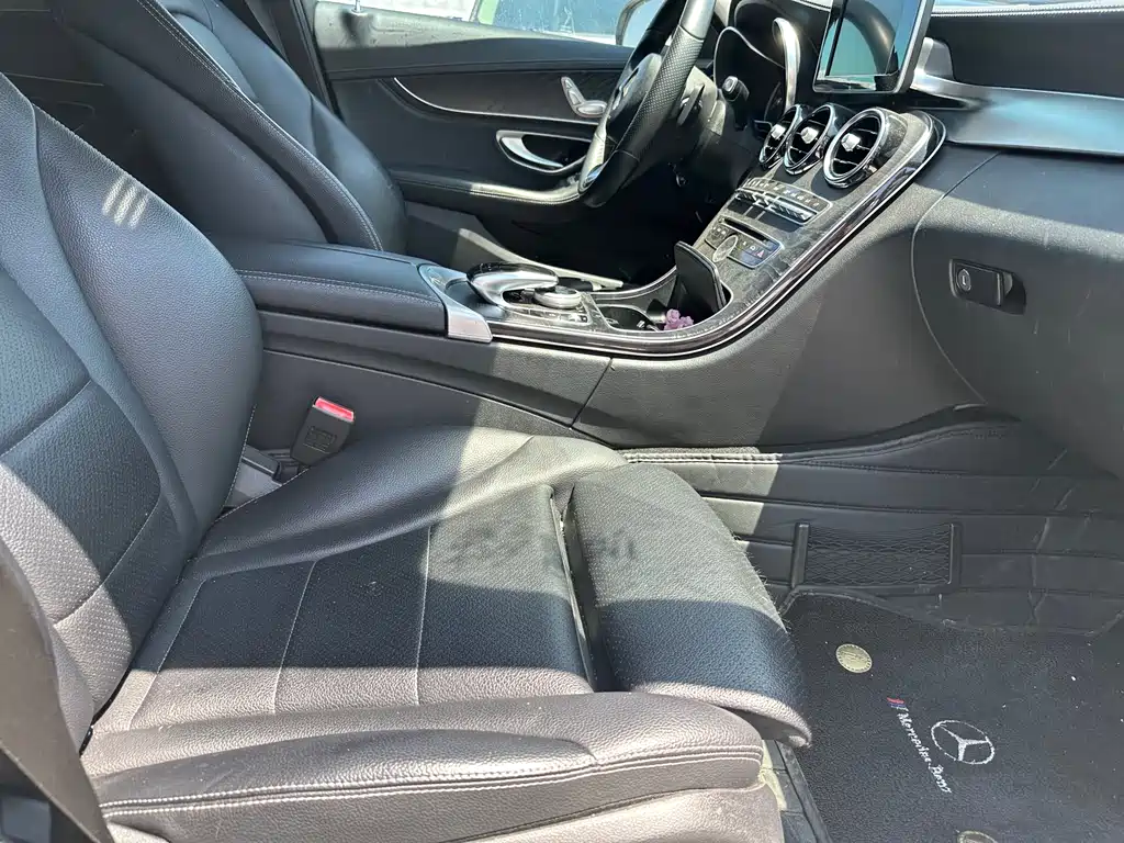 Mercedes-Benz C-Class 2016 — фото 10