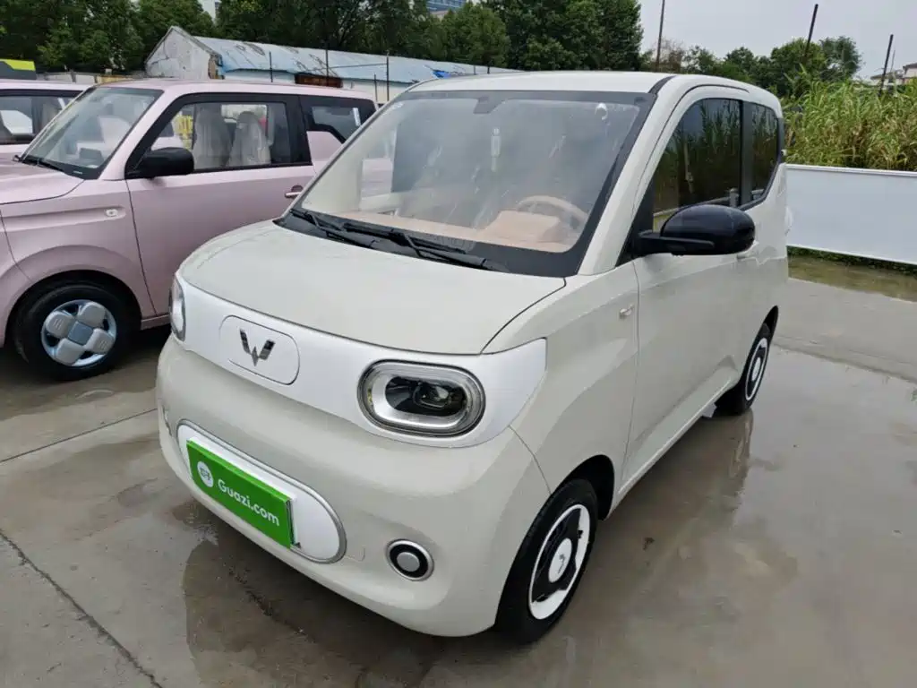 Wuling Hongguang MINIEV 2025
