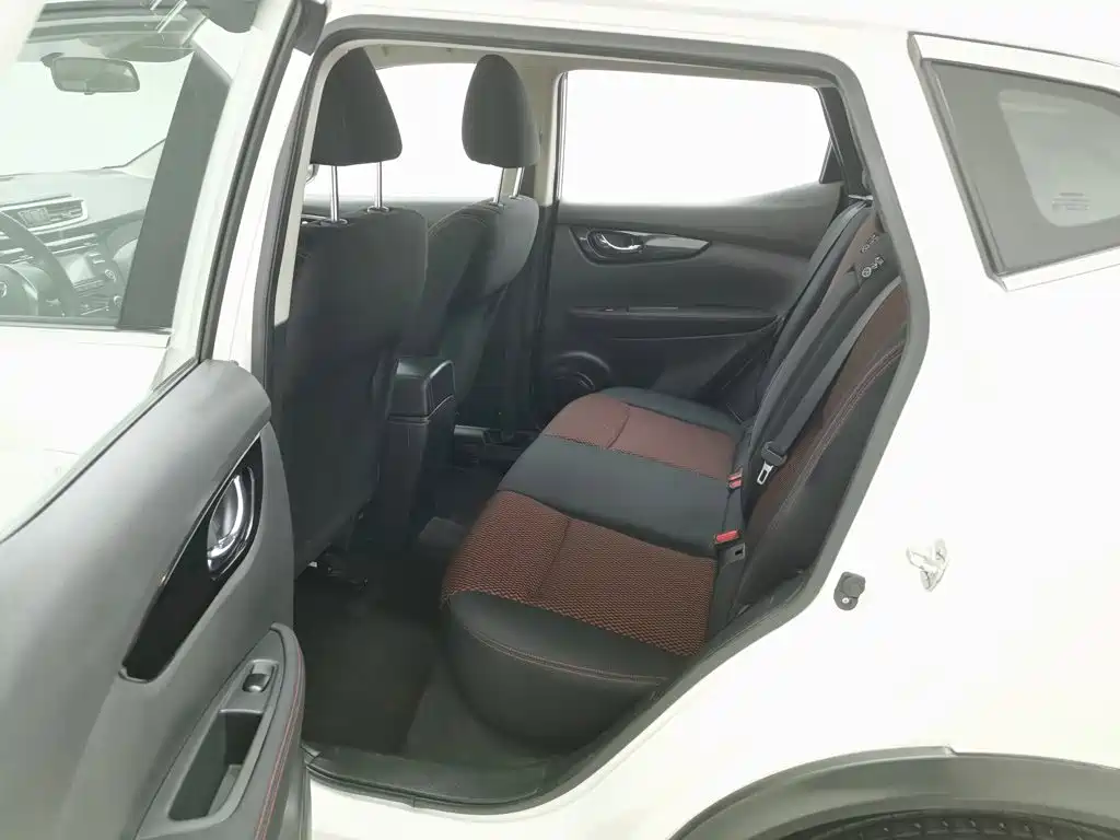 Nissan Qashqai 2016 — фото 15