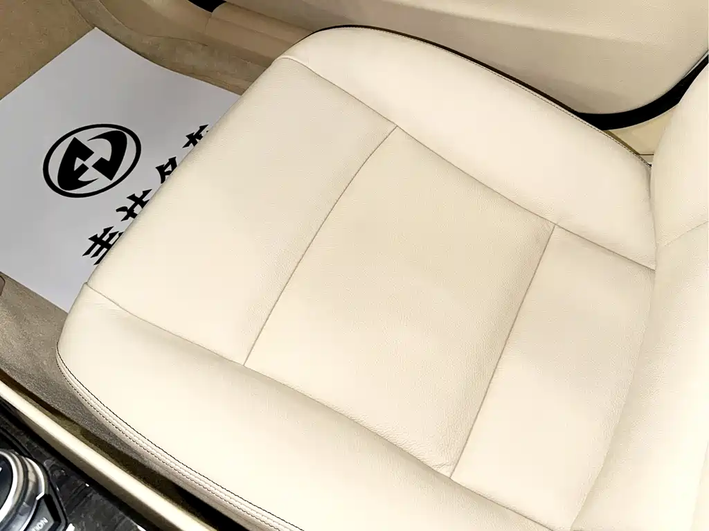 BMW 5 Series 2014 — фото 11