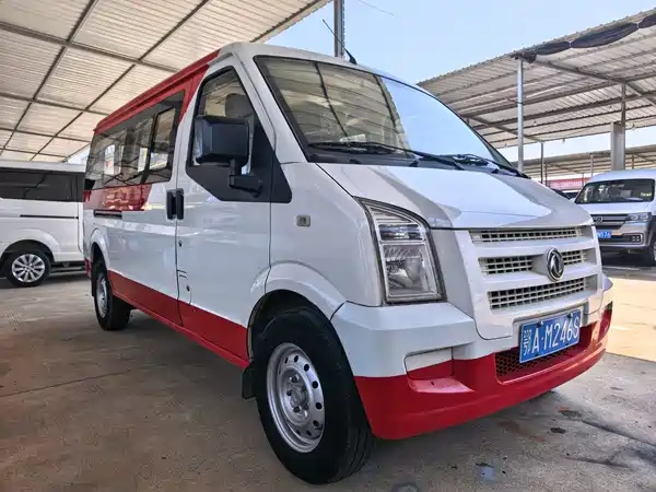 Dongfeng Xiaokang C36 2019