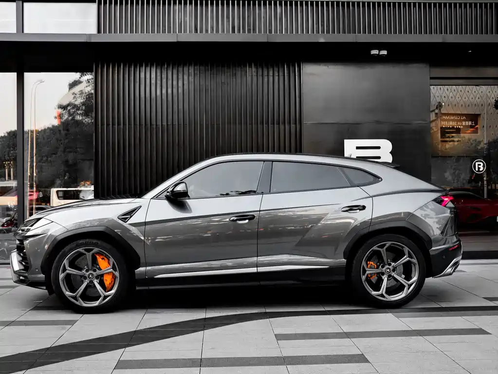 Lamborghini Urus 2021 — фото 4