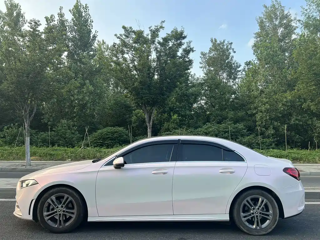 Mercedes-Benz A-Class 2022
