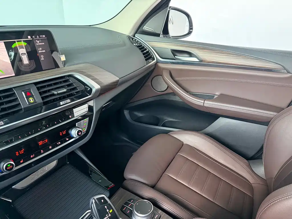 BMW X3 2020 — фото 14