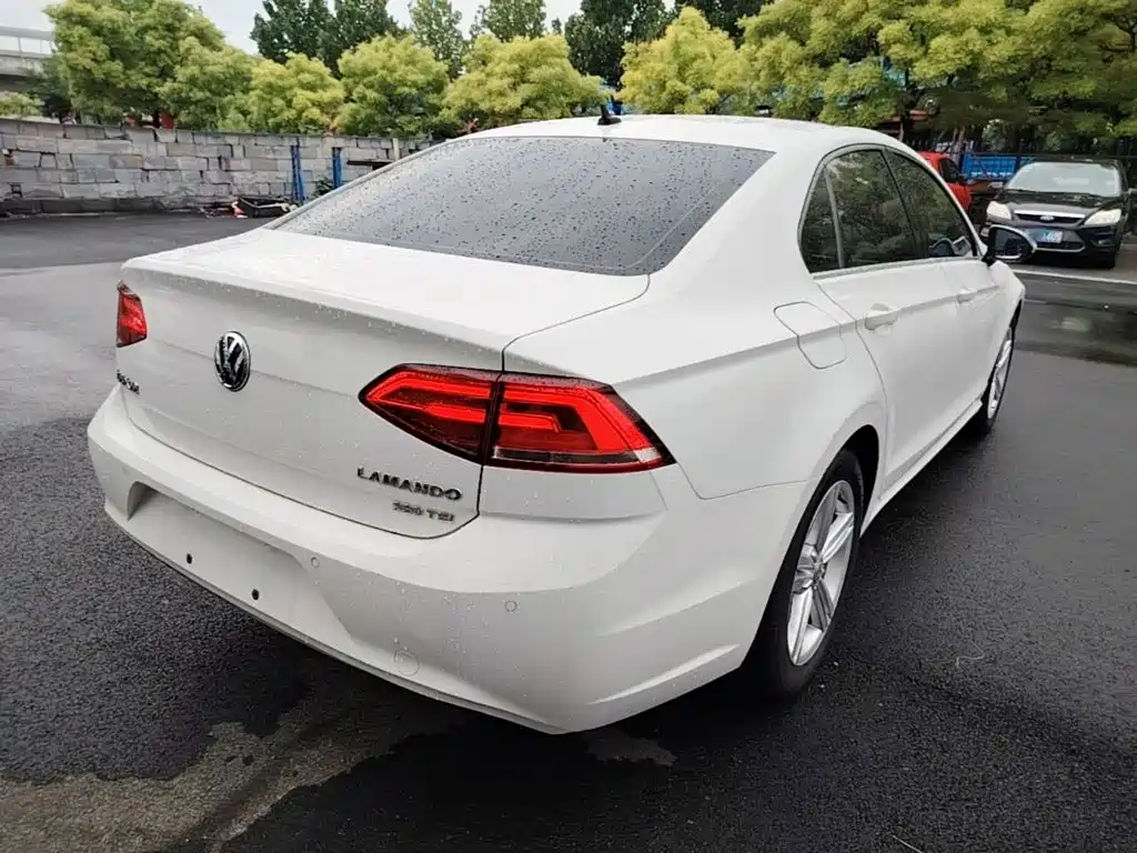 Volkswagen Lamando 2016