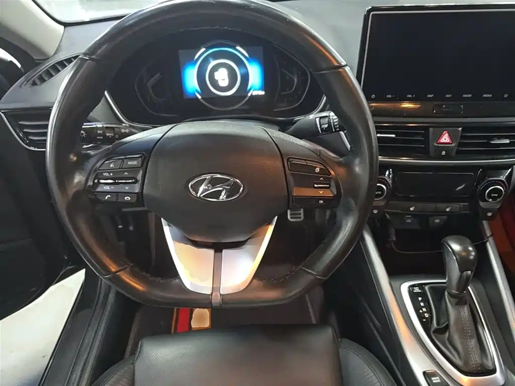 Hyundai Fista 2019 — фото 11