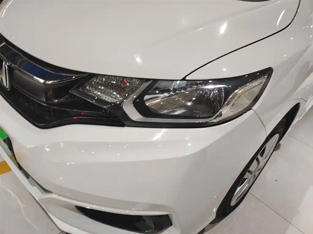 Honda Fit 2018 — фото 24
