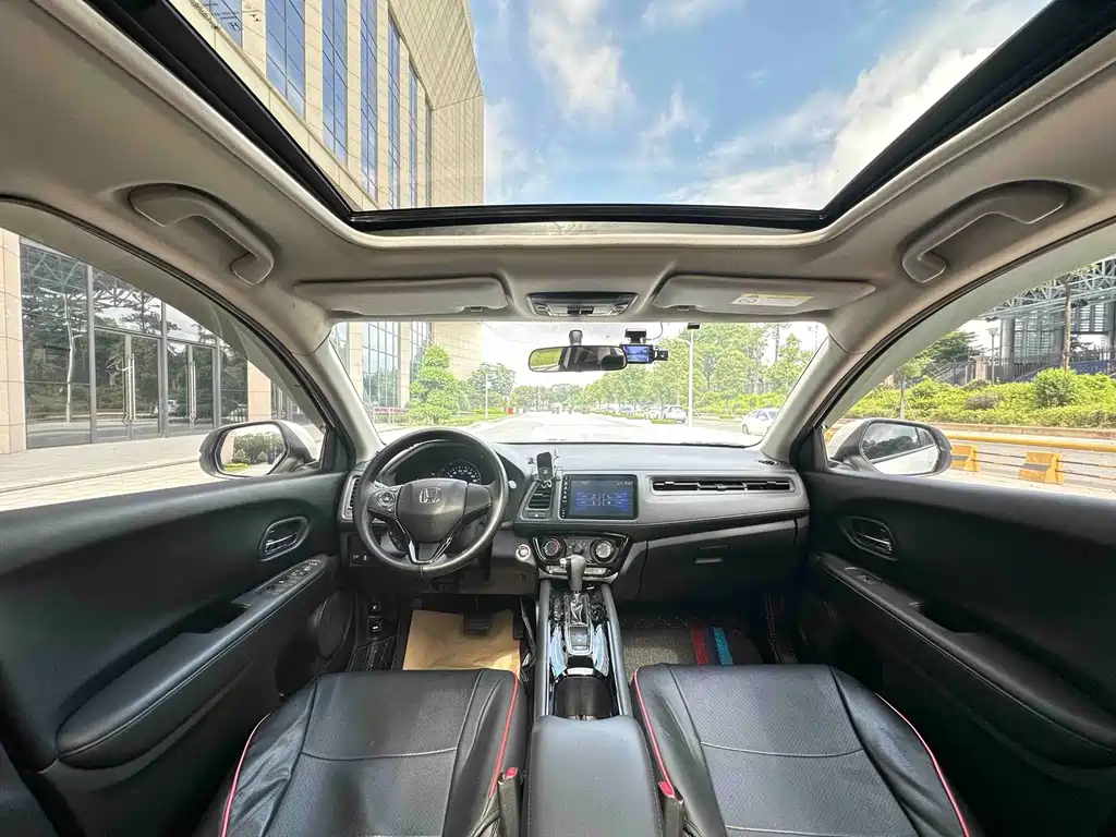 Honda Vezel 2020 — фото 10