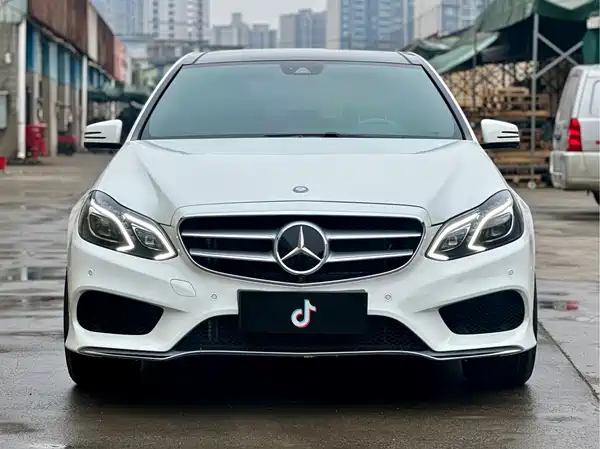Mercedes-Benz E-Class 2015