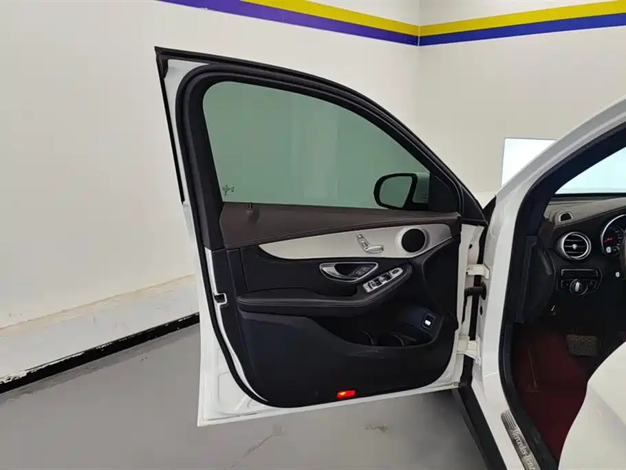 Mercedes-Benz GLC 2019
