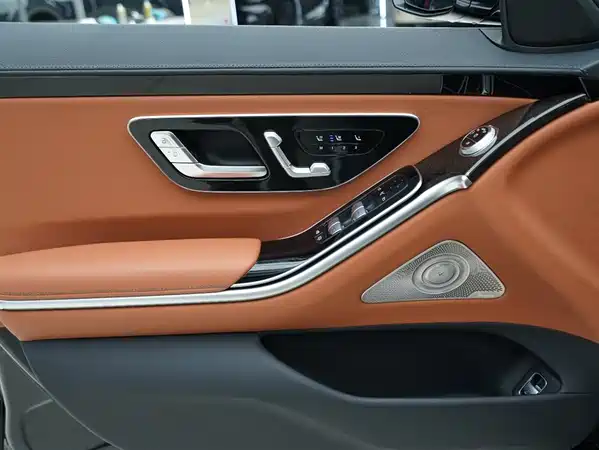 Mercedes-Benz S-Class 2021