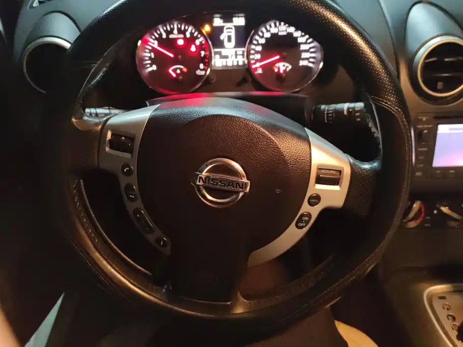 Nissan Qashqai 2015 — фото 15