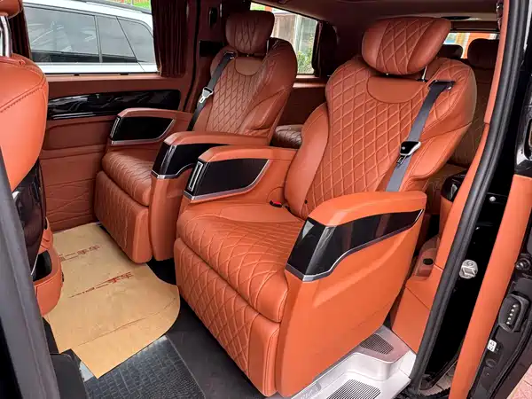 Mercedes-Benz Vito 2023