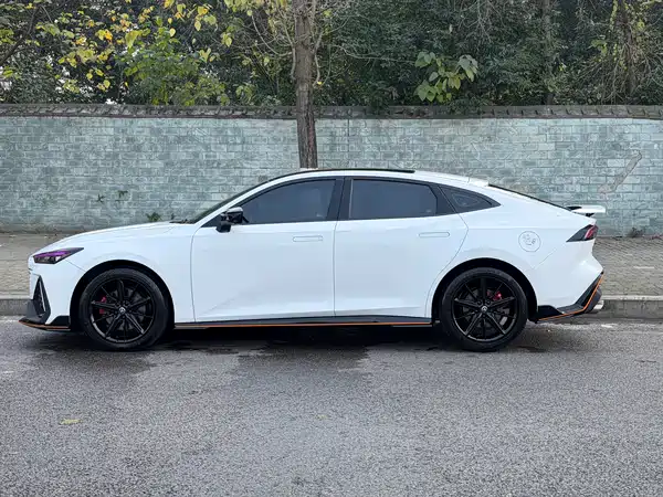 Changan UNI-V 2023
