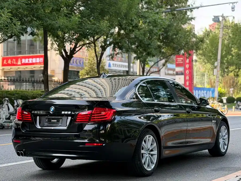 BMW 5 Series 2015