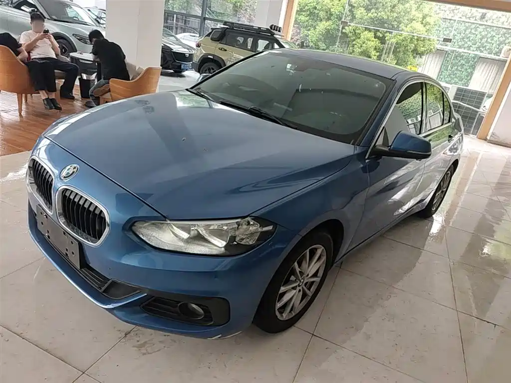 BMW 1 Series 2018 — фото 2