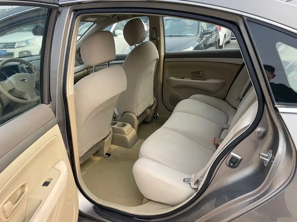 Nissan Sylphy 2013 — фото 6
