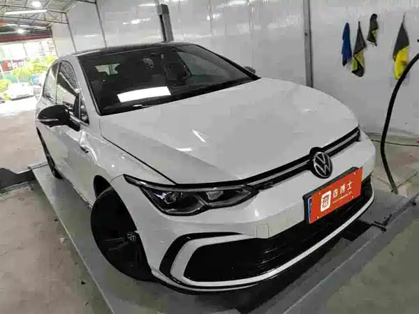 Volkswagen Golf 2022