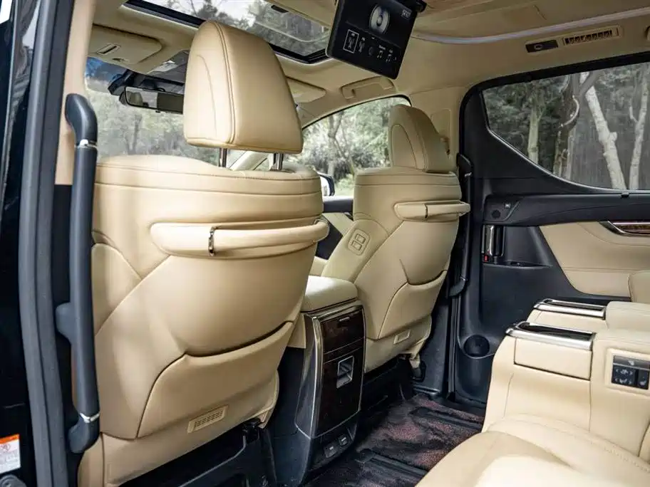 Toyota Alphard 2019 — фото 9