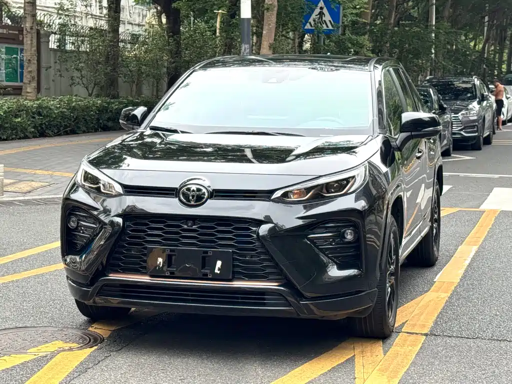 Toyota Wildlander 2022 — фото 4