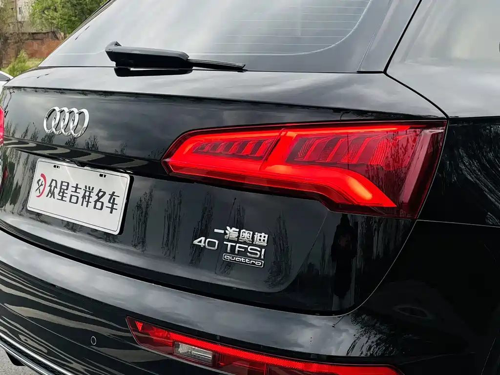 Audi Q5L 2019 — фото 20