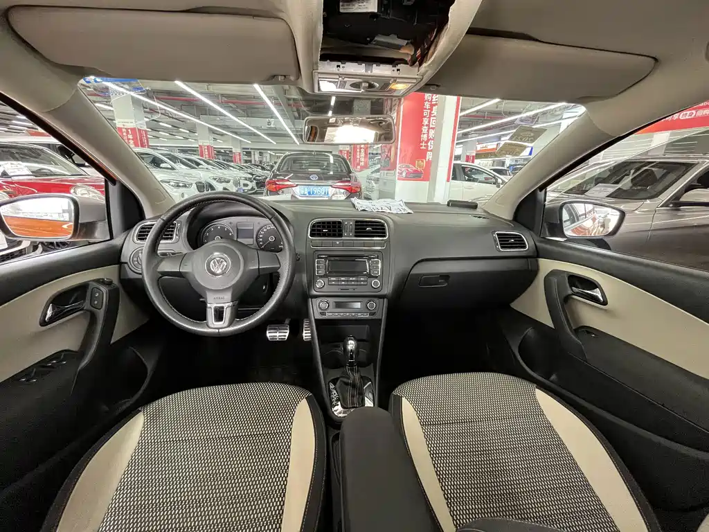 Volkswagen Polo 2013