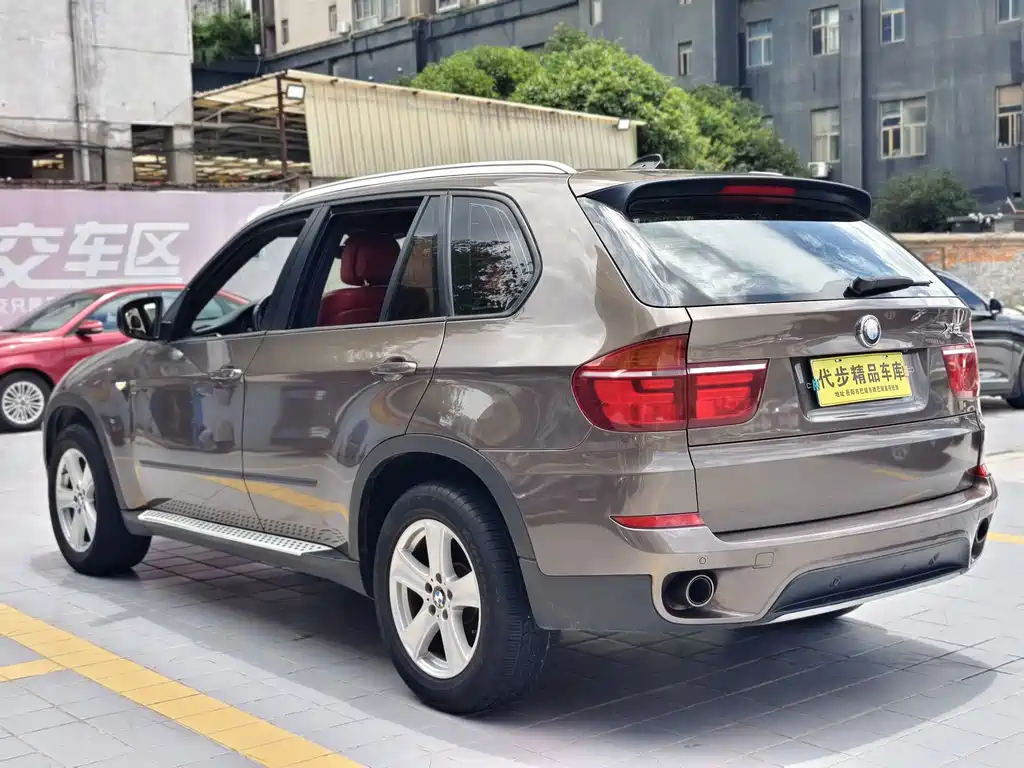BMW X5 2012 — фото 23