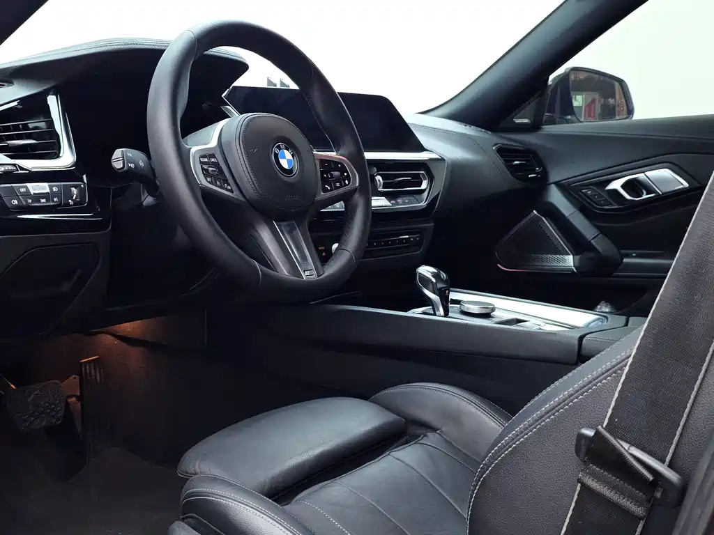 BMW Z4 2019 — фото 37