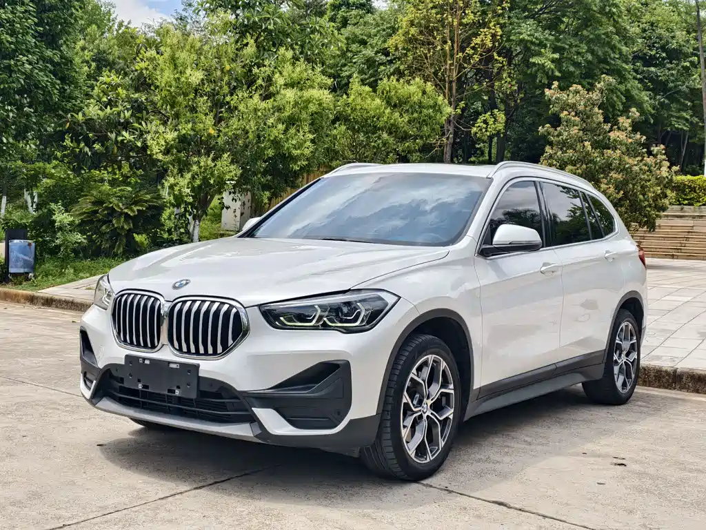 BMW X1 2023 — фото 1
