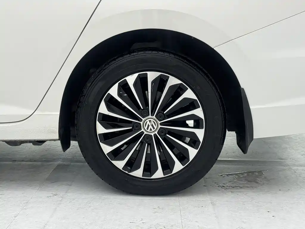 Volkswagen Lavida Pure Electric 2019 — фото 9