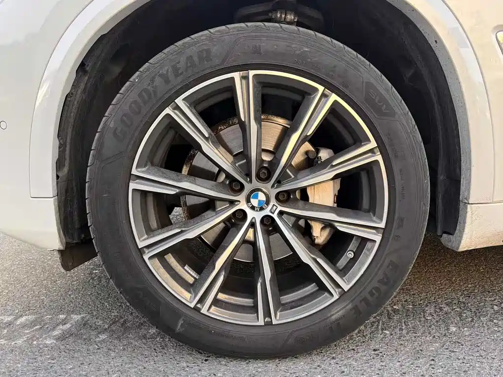 BMW X5 2022 — фото 8