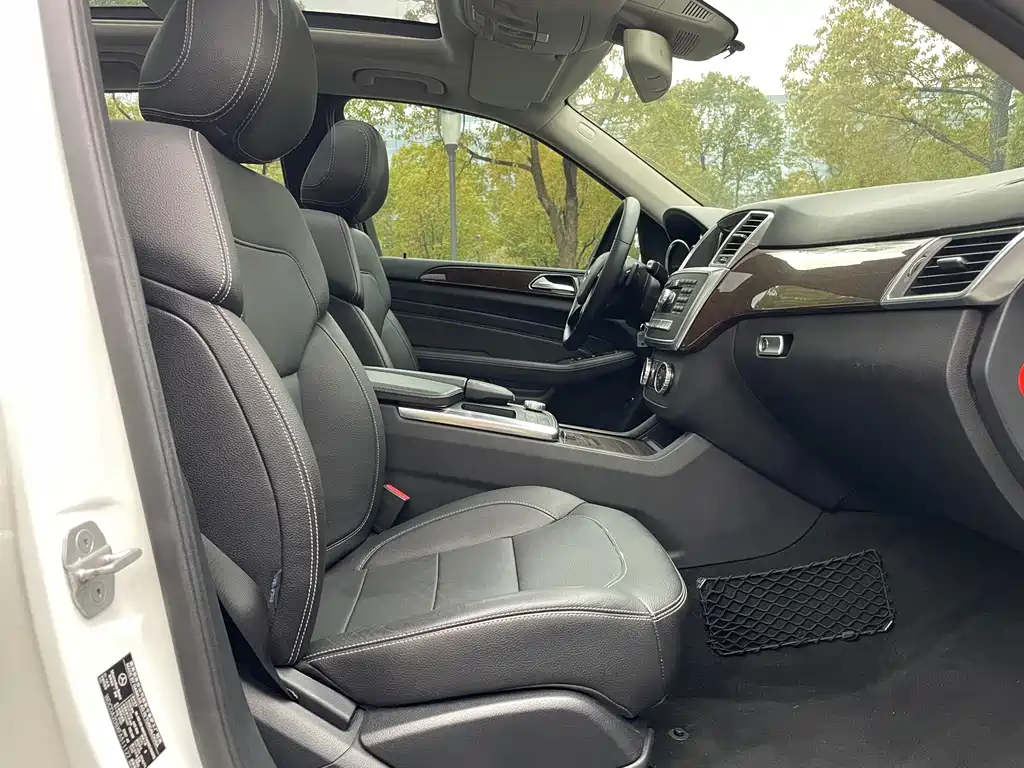 Mercedes-Benz M-Class 2015 — фото 10