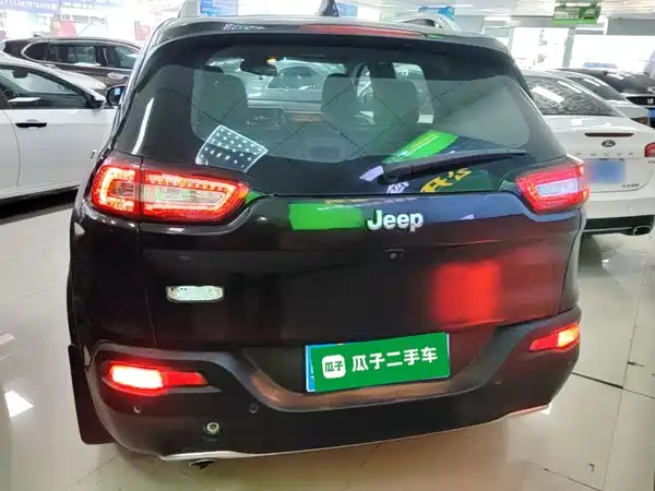 Jeep Cherokee 2017