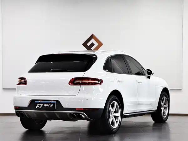 Porsche Macan 2017