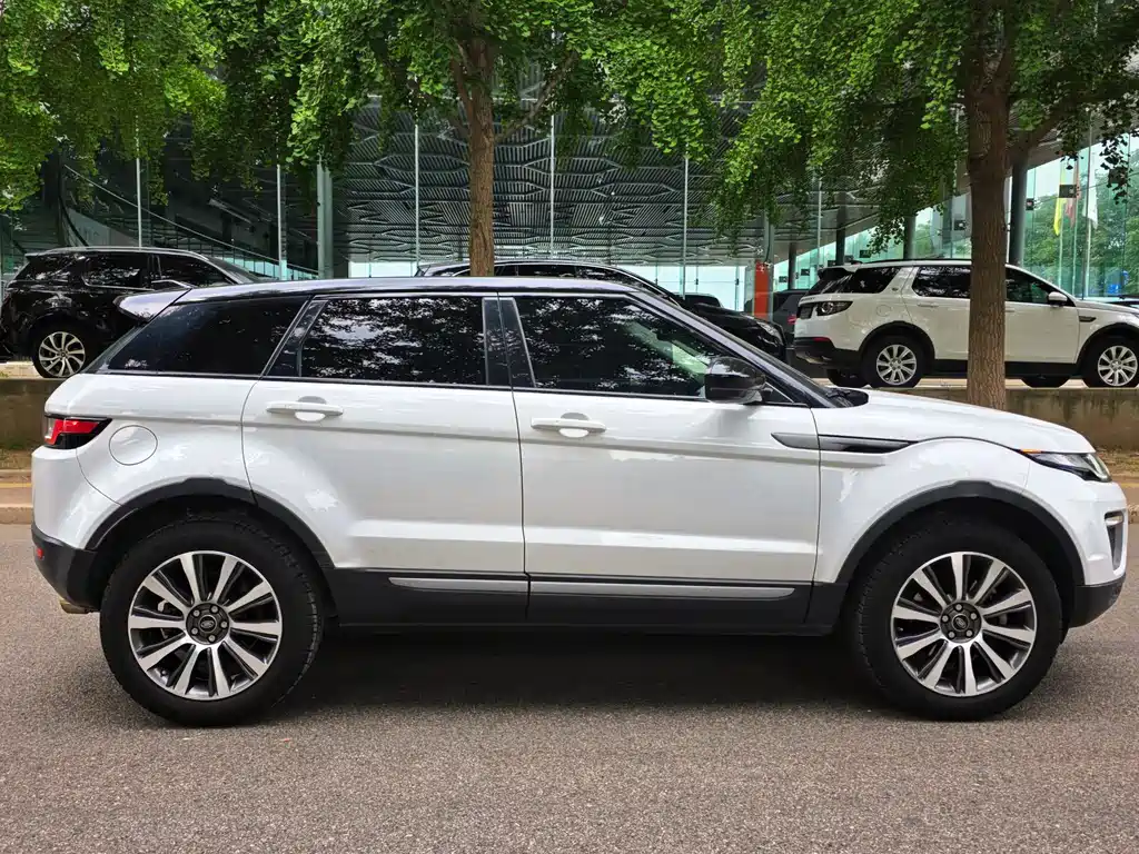 Land Rover Evoque 2017 — фото 8